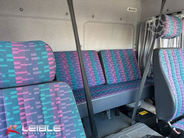 Curtain sider van MERCEDES-BENZ 811*Pritsche+Plane*DoKa*11Tkm*AHK*TOP*