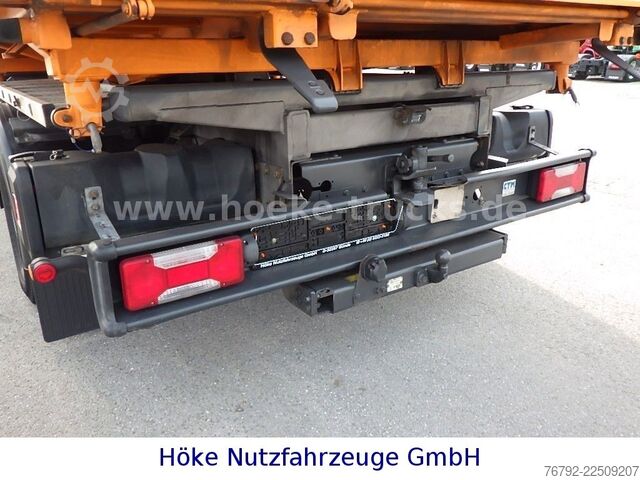 Dreiseitenkipper IVECO 70 C 18 DoKa/Kipper/Palfinger Kran/Greifer/2xAHK
