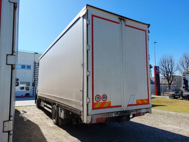 Flatbed truck with tarpaulin Renault D