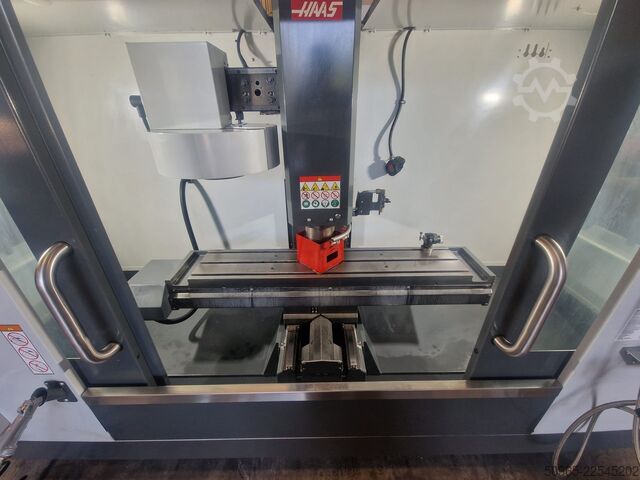 Vertikales Bearbeitungszentrum Haas TM-2P