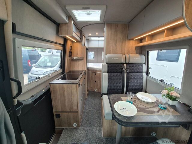 Kastenwagen Wohnmobil / Campervan LA STRADA Regent S *Allrad*Offroad*Autark*Bügel*18" *360°