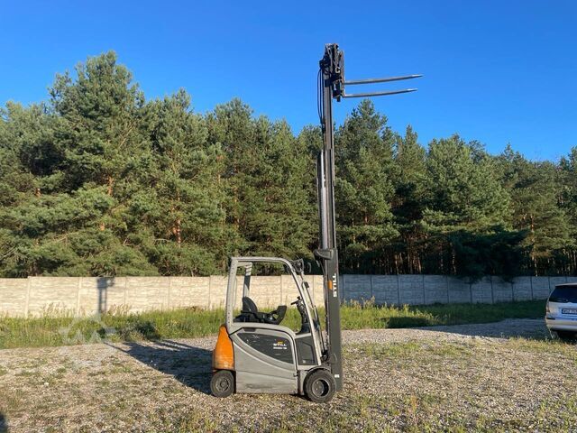 Electric - 4 wheels Still RX20-18P
