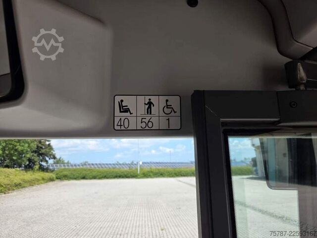Überlandbus MERCEDES-BENZ LE 530  n40+56+1+1