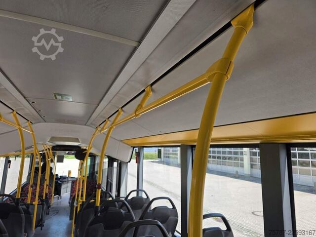 Überlandbus MERCEDES-BENZ LE 530  n40+56+1+1