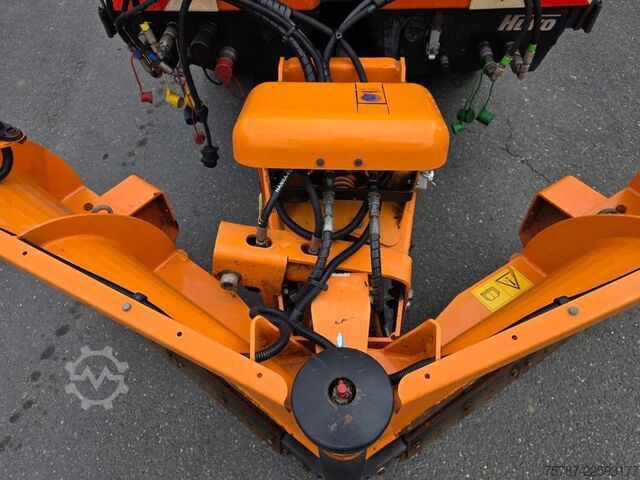 Sonstige MULTICAR M29 4x4 mit Schneeschiebeschild, 3-S-Kipper