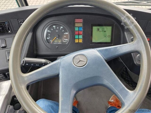 Überlandbus MERCEDES-BENZ LE 530 40+56+1+1