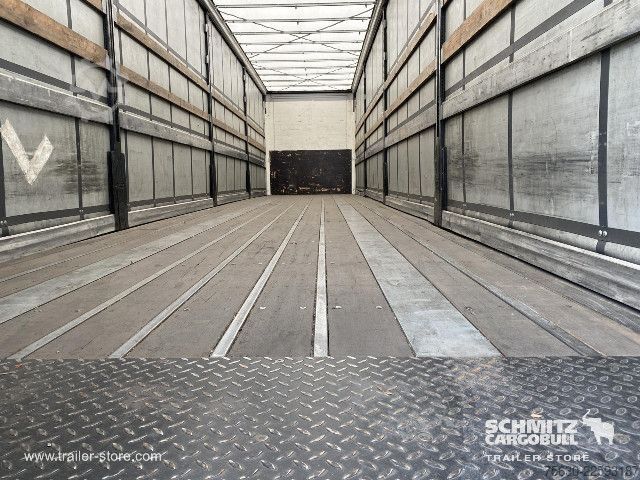 Auflieger mit Pritsche & Plane Kögel Semitrailer Curtainsider Standard