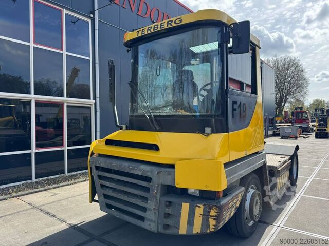 Terminal tractor Terberg RT 283