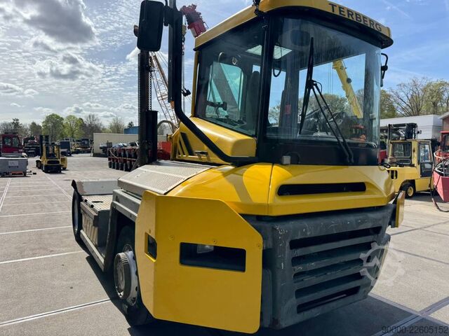 Terminal tractor Terberg RT 283