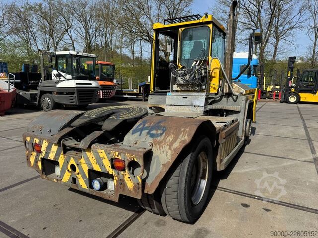 Terminal tractor Terberg RT 283