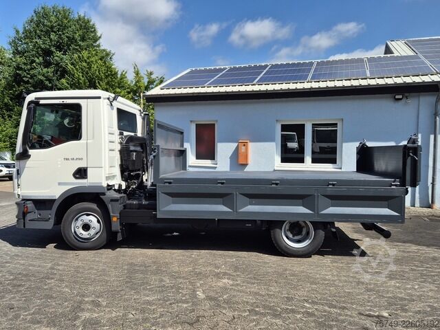 Swap chassis trailer ungesetzt Abrollcontainer City klapp.Seitenwand f. MAN TGL