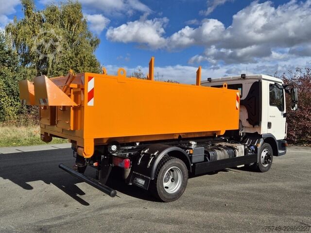 Swap chassis trailer ungesetzt City Abrollthermocontainer 4m/3