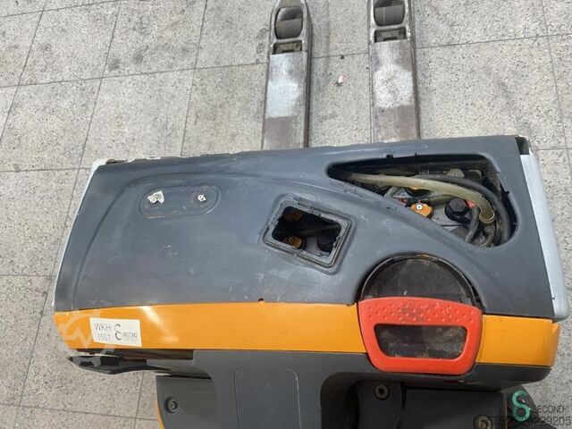 Pallet truck Still EXU16