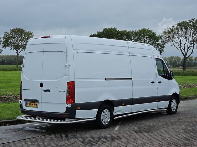 High-roof van MERCEDES-BENZ SPRINTER 311 L3H2 Maxi Automaat!
