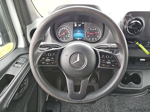 High-roof van MERCEDES-BENZ SPRINTER 311 L3H2 Maxi Automaat!