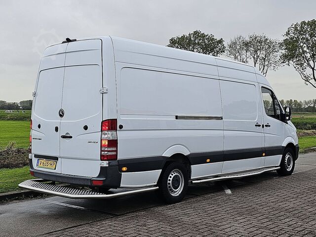 High-roof van MERCEDES-BENZ SPRINTER 311 L3H2 Post-Inrichting