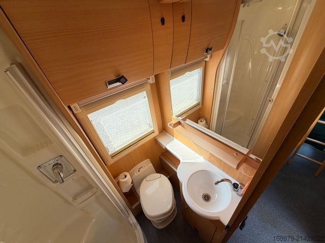 Alcove camper LAIKA Kreos 3001