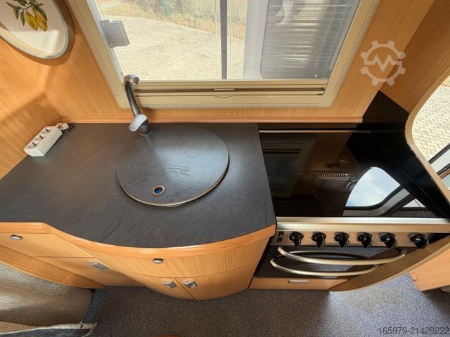 Alcove camper LAIKA Kreos 3001