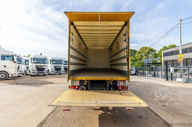Koffer MAN TGM 18.250 BL + DHOLLANDIA 2T.