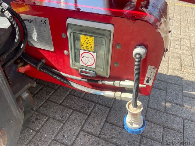 Gelenkteleskoparbeitsbühne Hinowa Lightlift 26.14 III S