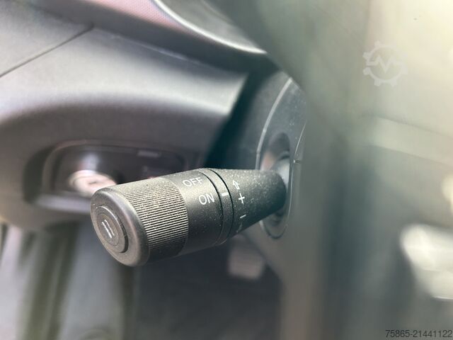 BE tractor Iveco Daily 40C17 3.0 Hi Matic / BE Trekker / 296 dkm...