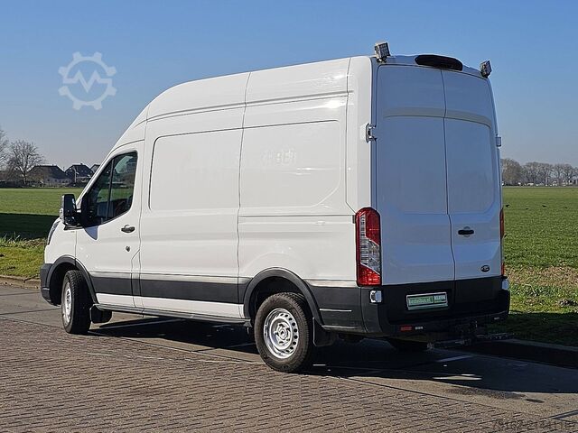 High-roof van FORD TRANSIT 2.0 L2H3 4x4 170Pk AWD!