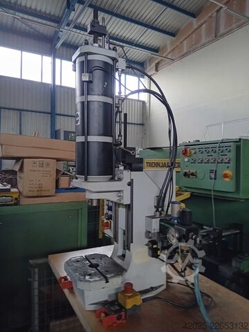 Pneumatic press SCHMIDT Typ 32