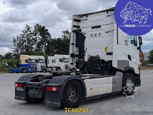 Standard-SZM Renault T 520