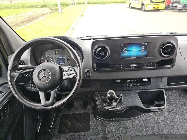 Suitcase MERCEDES-BENZ SPRINTER 314 Bakwagen Laadklep!