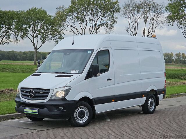 High-roof van MERCEDES-BENZ SPRINTER 316 L2H2 3.5T-Trekhaak!