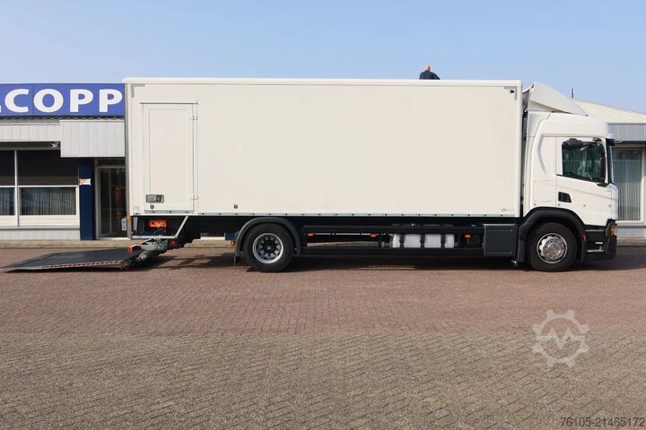 Box body Scania P320 4X2 Bak + Dhollandia klep 2000 kg  1x bed