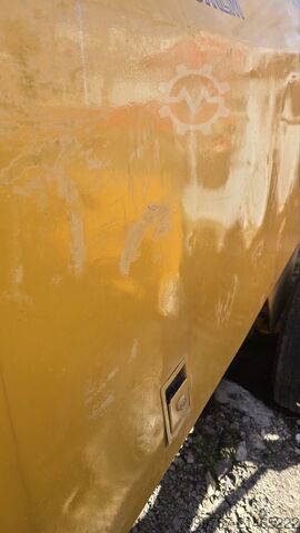 Stationary concrete pump Putzmeister BSA 1407 D