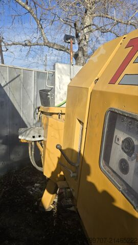 Stationary concrete pump Putzmeister BSA 1407 D