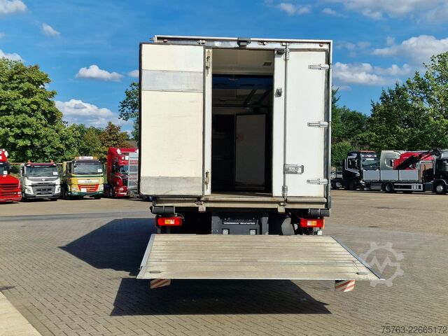 Refrigerated/frozen transport Volvo FM 330 Frigoblock frigo - Zepro loadlift - Full...