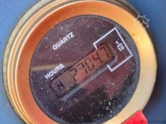 Selbstfahrende Arbeitsbühne Haulotte HA260PX / 4WD / SERVICED!