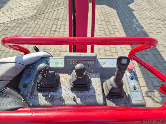 Selbstfahrende Arbeitsbühne Haulotte HA260PX / 4WD / SERVICED!