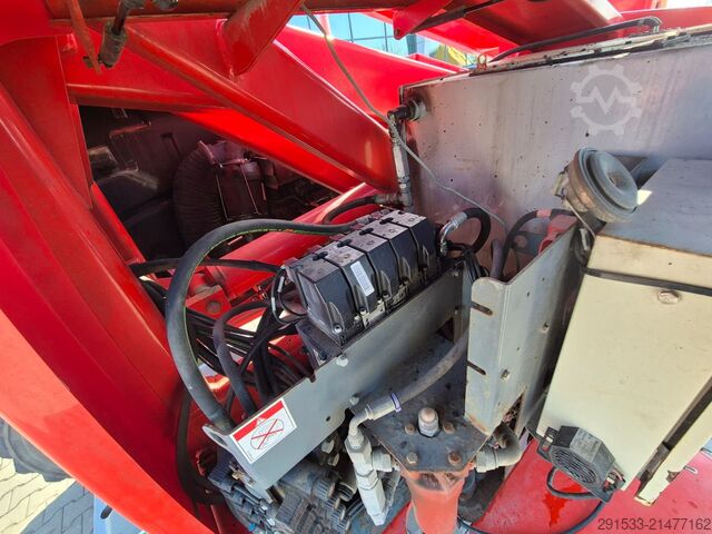 Selbstfahrende Arbeitsbühne Haulotte HA260PX / 4WD / SERVICED!