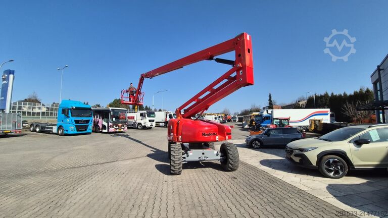 Selbstfahrende Arbeitsbühne Haulotte HA260PX / 4WD / SERVICED!