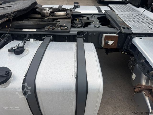 Volume tractor unit DAF XF 480 * RETARDER * TEL * SUPER SPACE CAP