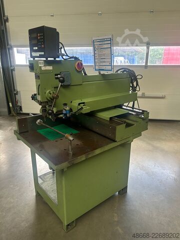 Coordinate drilling machine, drilling machine  