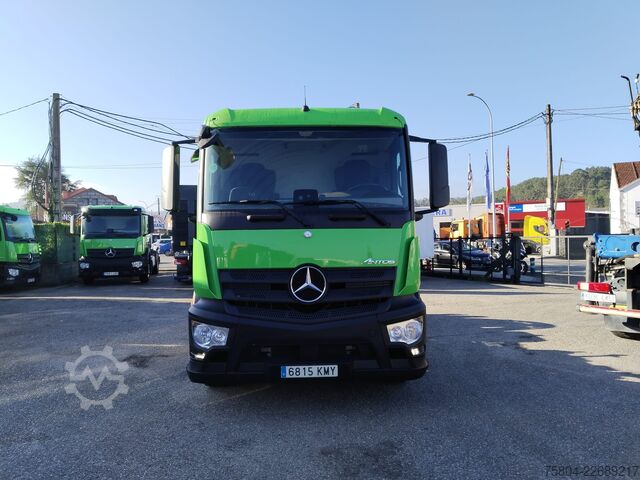 Truck chassis Mercedes-Benz Antos 1827