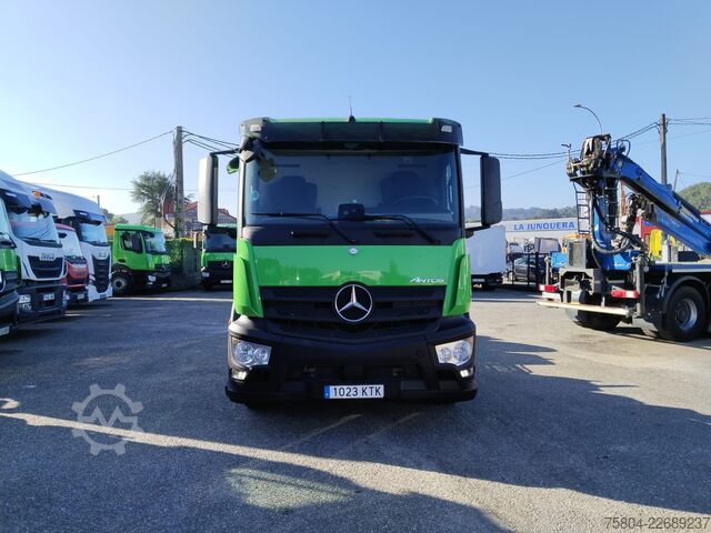 Truck chassis Mercedes-Benz Antos 1827