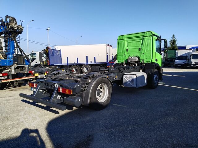 Truck chassis Mercedes-Benz Antos 1827