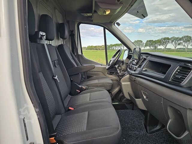 High-roof van FORD TRANSIT 2.0 TDCI 130 L4H3