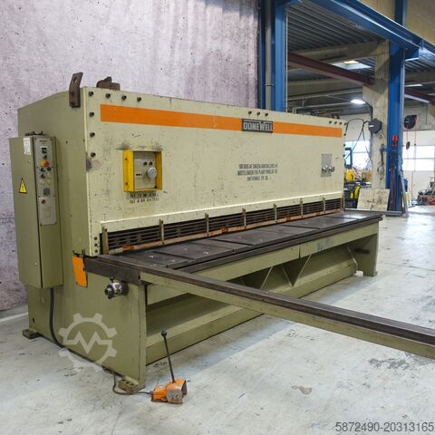 Hydraulische Guillotineschere Donewell 13-4000