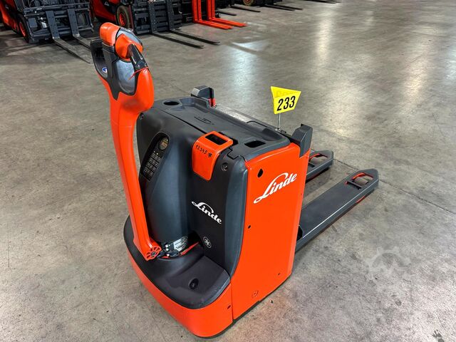 Stacker Linde T16L [ID: 353]