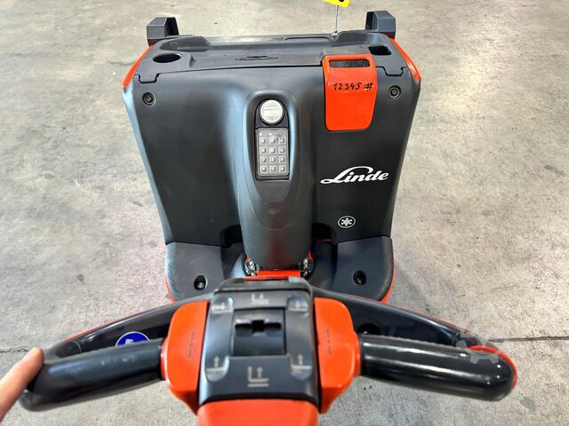 Stacker Linde T16L [ID: 353]