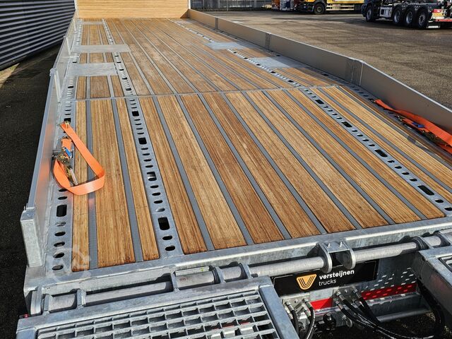 Autotransporter DAF XF 480 8x2 OPRIJ - MACHINE TRANSPORT / NEW