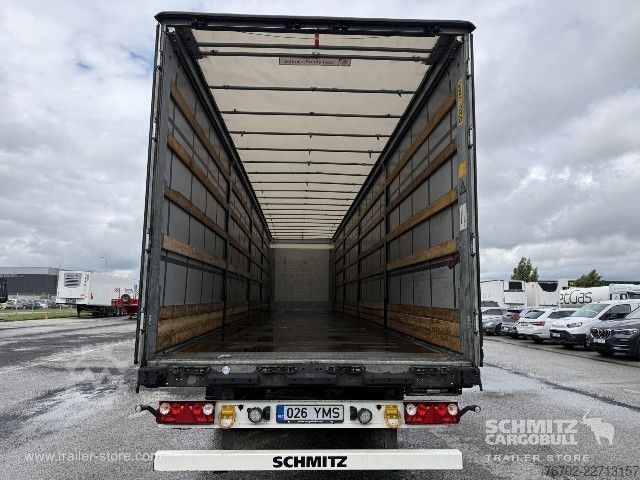 Auflieger mit Pritsche & Plane Schmitz Cargobull Curtainsider Standard