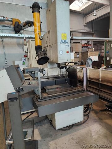 Drahterodiermaschine Agie Agiecut 250 HSS und Agie Agietron 3 U
